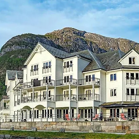 Otel Voringfoss 3*